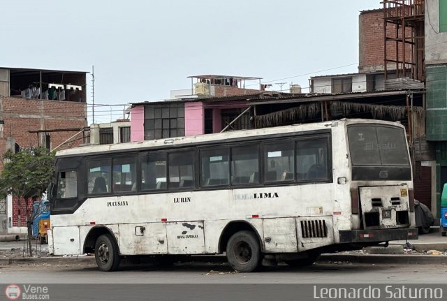 Royal Express S.A. 727 por Leonardo Saturno