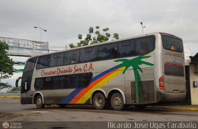 Cruceros Oriente Sur 106 por Ricardo Ugas