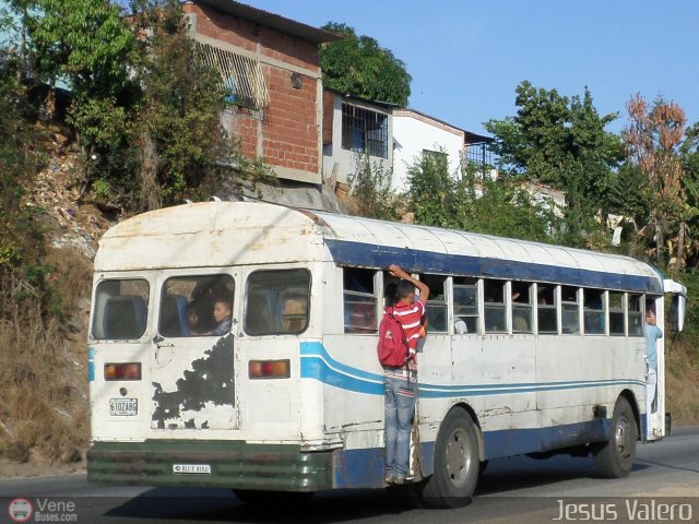 Colectivos La Raza C.A. 02 por Jess Valero