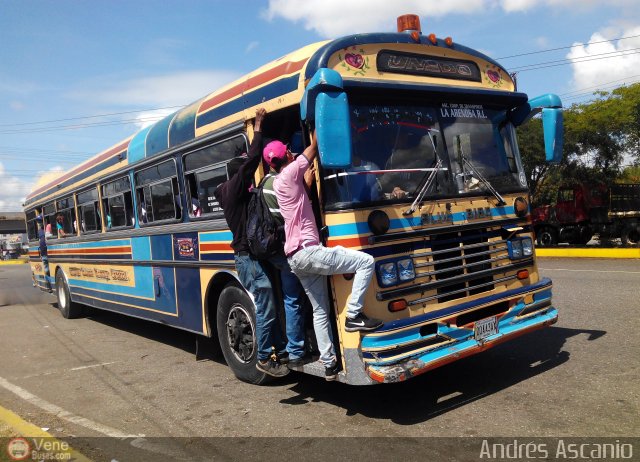 CA - Asoc. Coop. de Transporte La Arenosa R.L. 026 por Andrs Ascanio