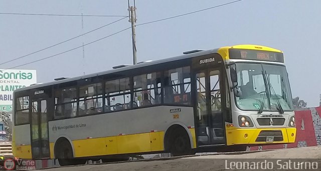 Per Bus Internacional - Corredor Amarillo 2012 por Leonardo Saturno