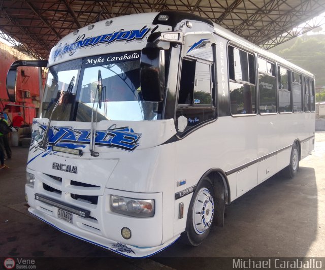 Particular o Desconocido Carupano por Michael Caraballo