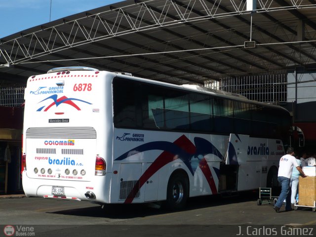 Expreso Brasilia 6878 por J. Carlos Gmez