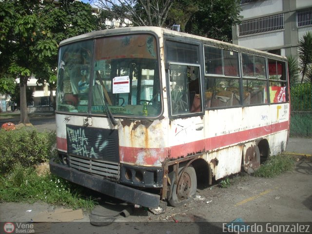 En Chiveras Abandonados Recuperacin 999 por Edgardo Gonzlez