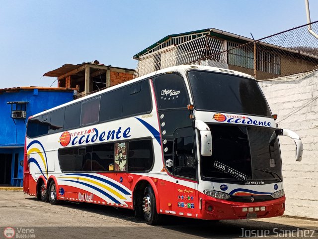 Expresos Occidente 325 por Josue S�nchez