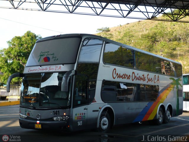 Cruceros Oriente Sur 141 por J. Carlos Gmez