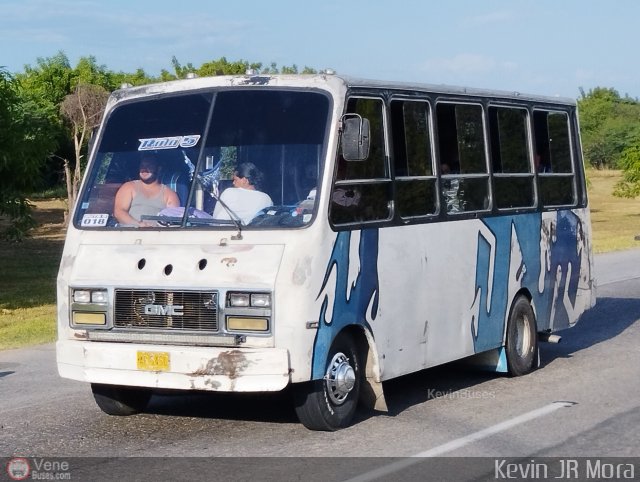 LA - Ruta 5 018 por Kevin Mora