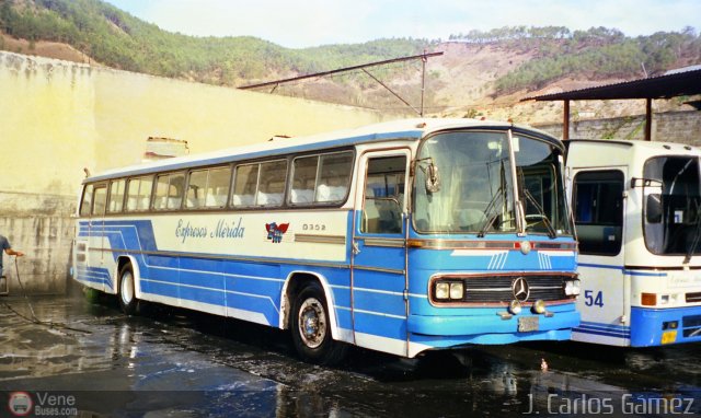 Expresos M�rida 0600 por Pablo Acevedo