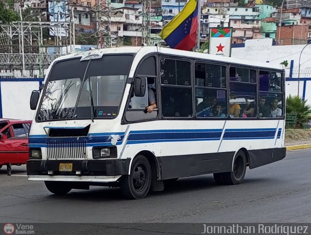 DC - S.C. Plaza Espaa - El Valle - Coche 030 por Jonnathan Rodrguez