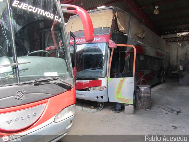 Garajes Paradas y Terminales Caracas por Pablo Acevedo