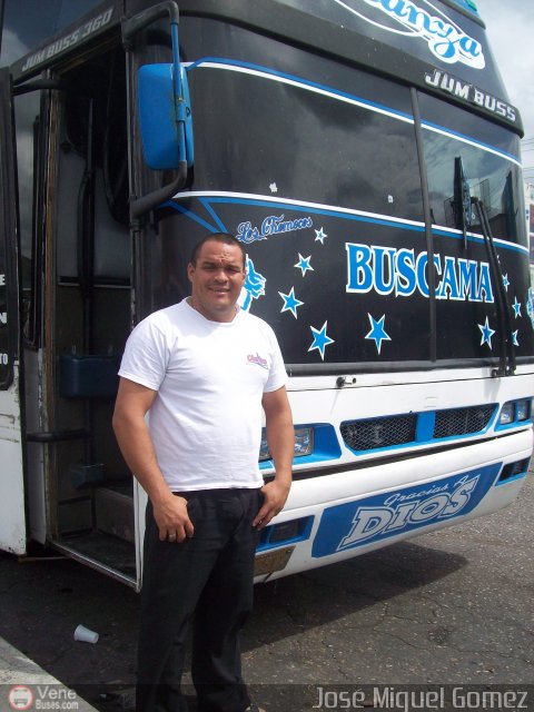 Profesionales del Transporte de Pasajeros 0102 por Jos Gmez