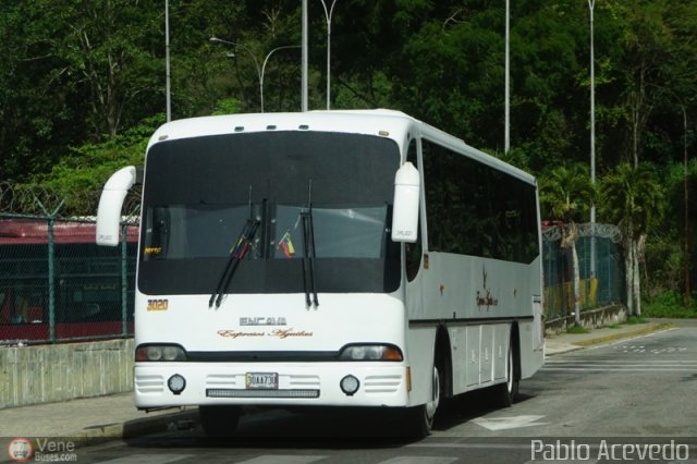 Expresos Águilas 3020 por Pablo Acevedo