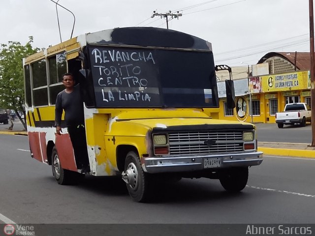 ZU - Colectivos La Limpia - La Estrella 051 por Abner Sarcos