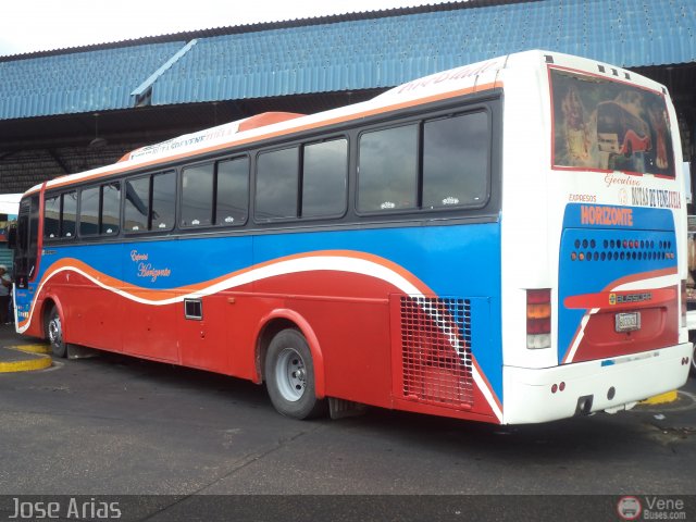 Expresos Horizonte 19 por José Arias