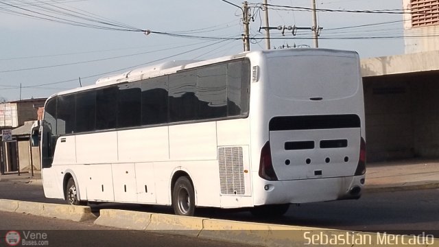 Uso Oficial 999 por Sebastin Mercado