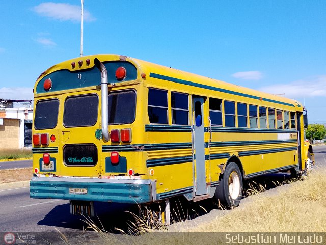 ZU - Colectivos La Ca�ada 06 por Sebasti�n Mercado