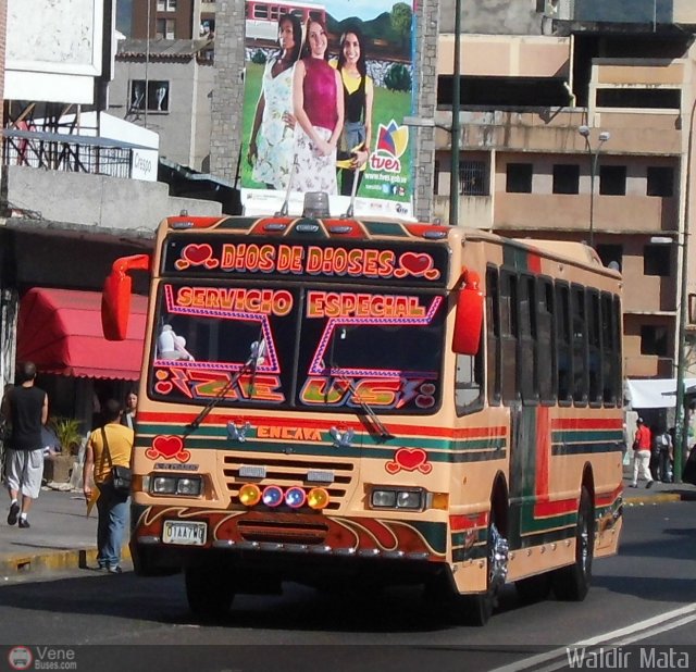 Transporte Dios de Dioses 03 por Waldir Mata