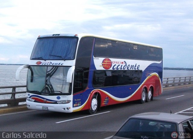 Expresos Occidente 153 por Carlos Salcedo