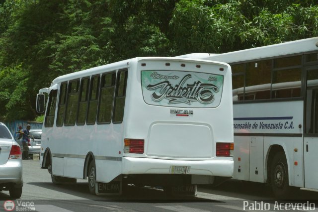 Particular o Desconocido 0589 por Pablo Acevedo