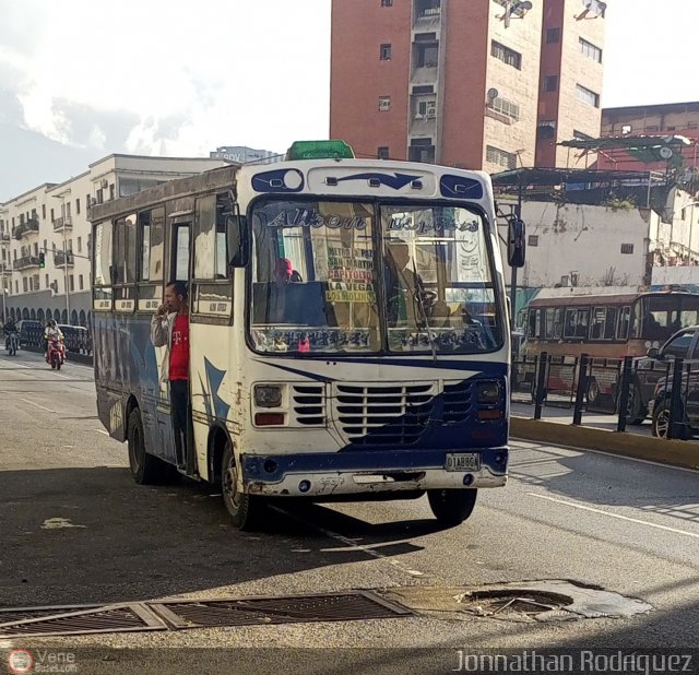 DC - Unin Conductores del Oeste 611 por Jonnathan Rodrguez