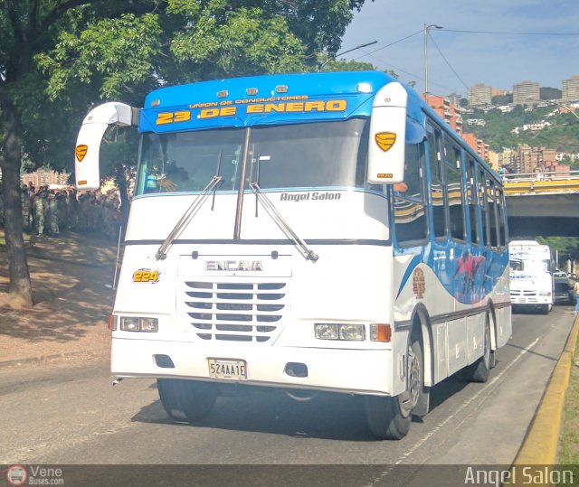 U.C. 23 de Enero 224 por �ngel Sal�n