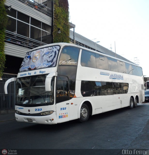 Expresos M�rida 0237 por Otto Ferrer