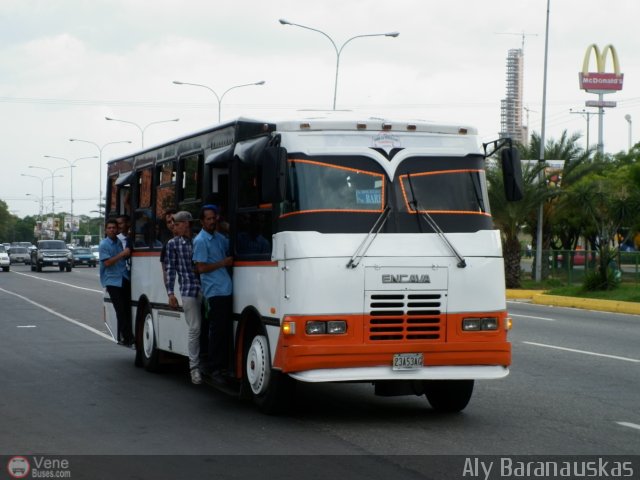 CA - Unin La Esmeralda 155 por Aly Baranauskas