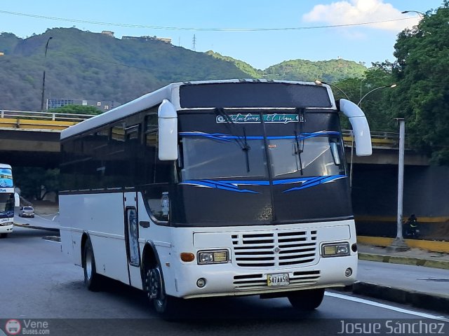 Colectivos El Vig�a 033 por Josue S�nchez