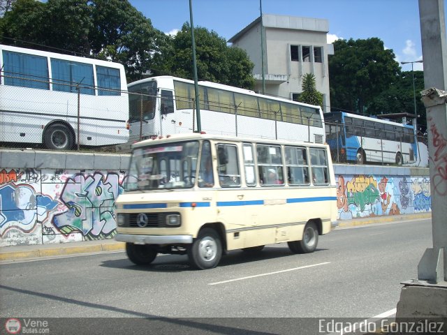 DC - Unin Conductores de Antimano 051 por Edgardo Gonzlez