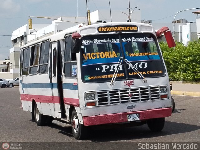ZU - Colectivos La Limpia - La Estrella 300 por Sebastin Mercado