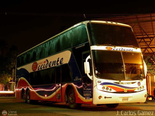 Expresos Occidente 374 por J. Carlos G�mez