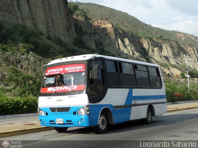 Expresos Mocot�es 02 por Leonardo Saturno