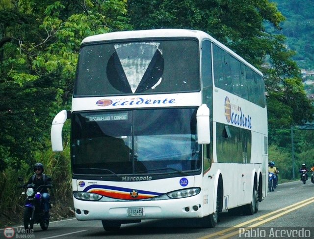 Expresos Occidente 242 por Pablo Acevedo