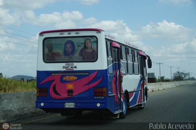 U.C. 23 de Enero 142 por Pablo Acevedo