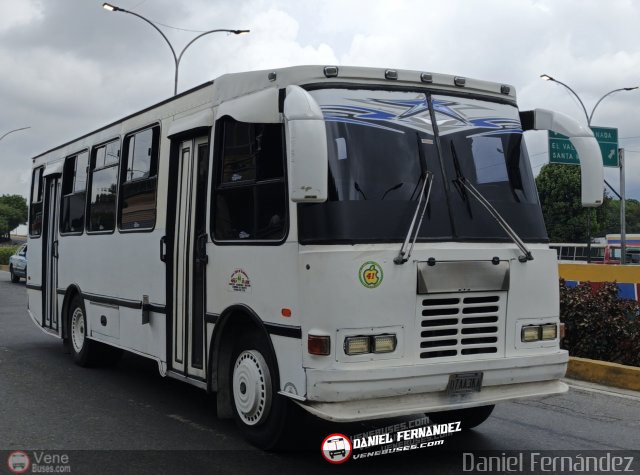 Coop. Transporte Menca de Leoni 041 por Daniel Fern�ndez