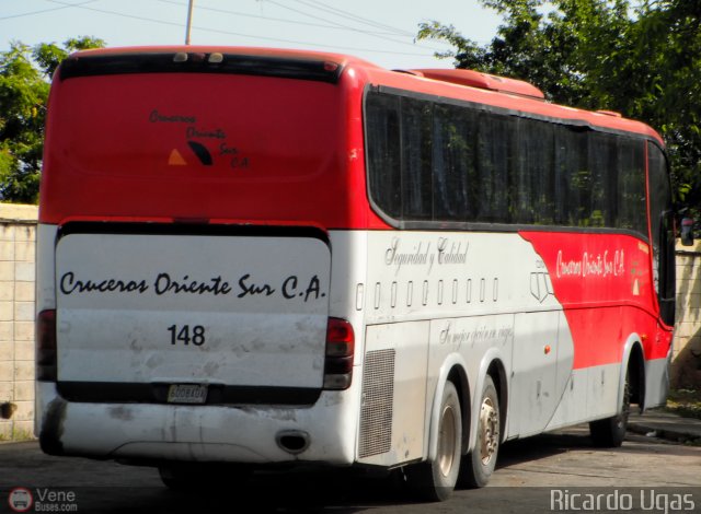 Cruceros Oriente Sur 148 por Ricardo Ugas