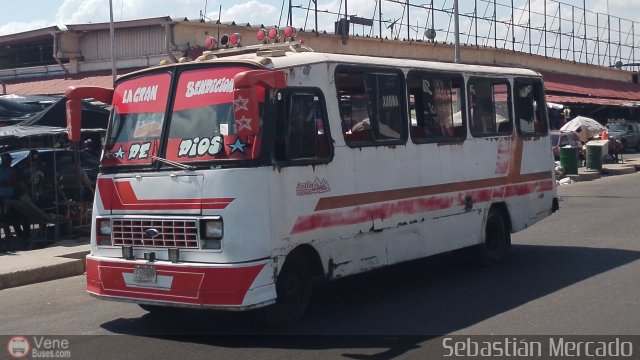 ZU - U.C. Barrio La Polar 811 por Sebasti�n Mercado