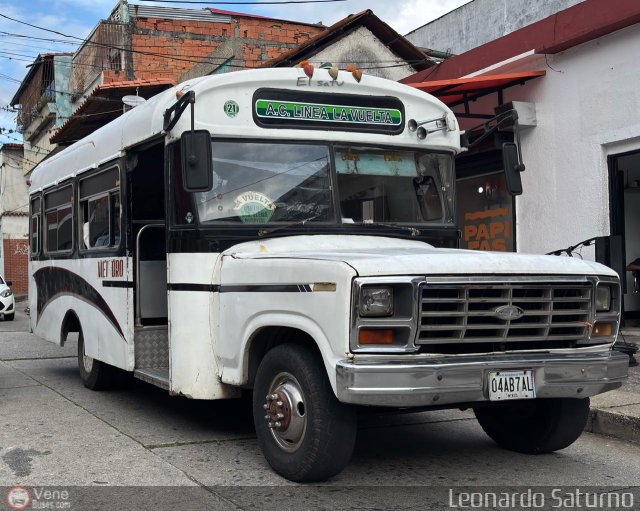 ME - L�nea La Vuelta 21 por Leonardo Saturno