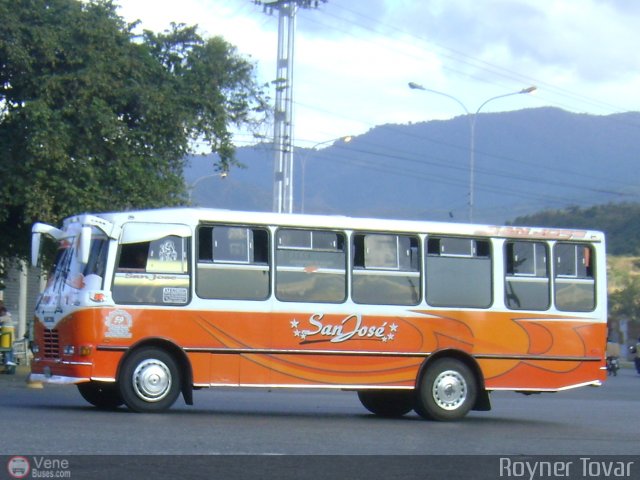 U.C. Los Caminantes 59 por Royner Tovar