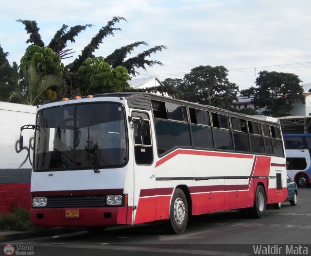 Particular o Desconocido 988 por Waldir Mata