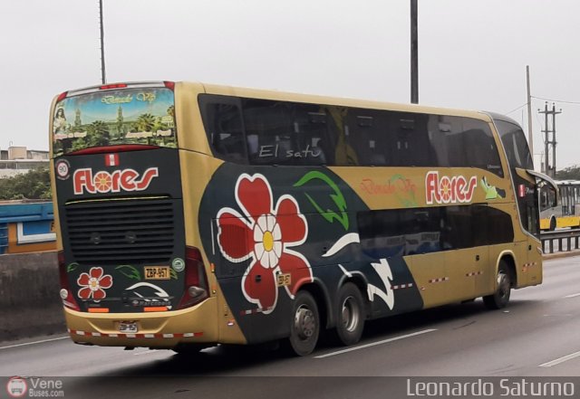Transporte Flores Hermanos S.R.L 957 por Leonardo Saturno
