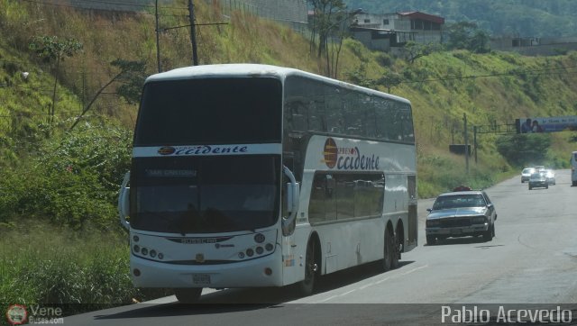 Expresos Occidente 243 por Pablo Acevedo