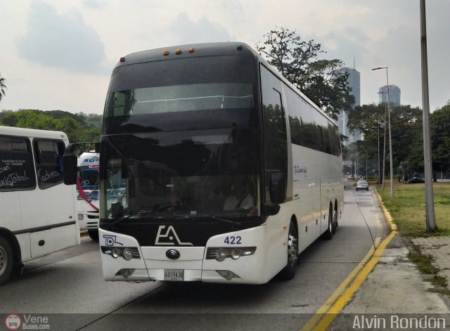 Turismo de Lujo 422 por Alvin Rond�n