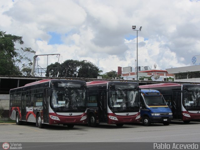 Garajes Paradas y Terminales Caracas por Pablo Acevedo