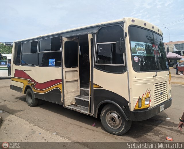 ZU - U.C. Barrio La Polar 164 por Sebasti�n Mercado