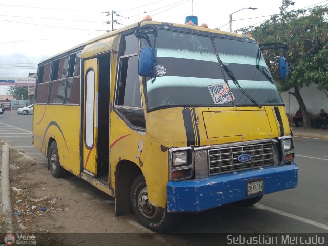 ZU - U.C. Barrio La Polar 806 por Sebasti�n Mercado