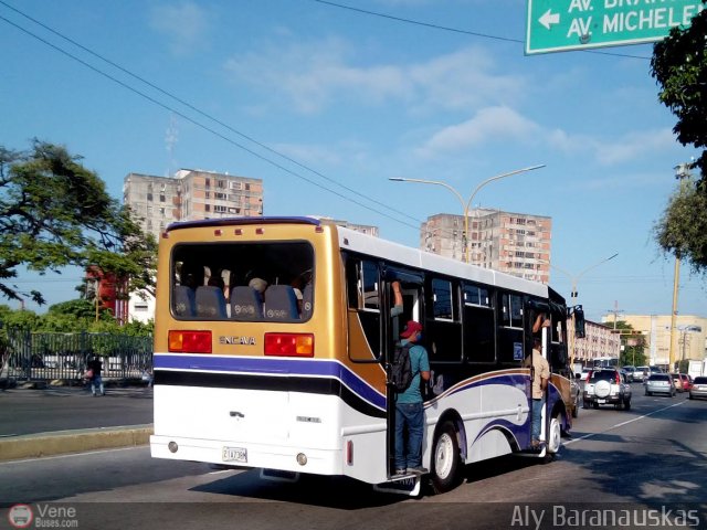 CA - Unin Vivienda Popular Los Guayos 006 por Aly Baranauskas