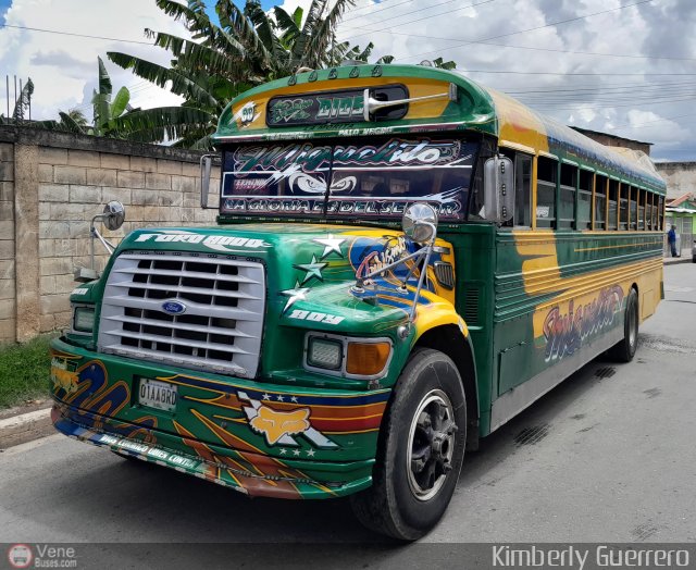Transporte Palo Negro La Morita 2 088 por Kimberly Guerrero