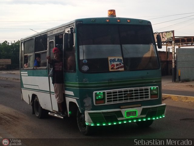 ZU - U.C. Barrio La Polar 132 por Sebasti�n Mercado