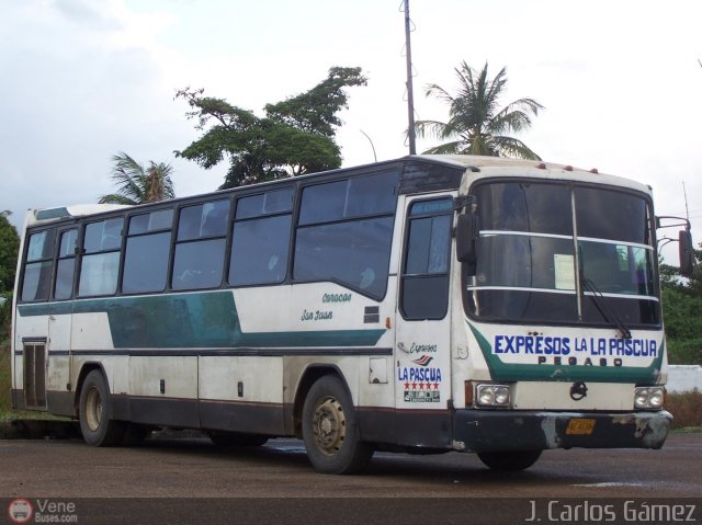 Autobuses La Pascua 013 por J. Carlos Gmez